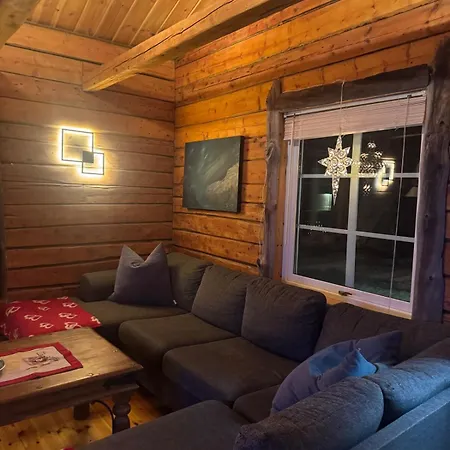 Feriehus With Good Standard Next To River