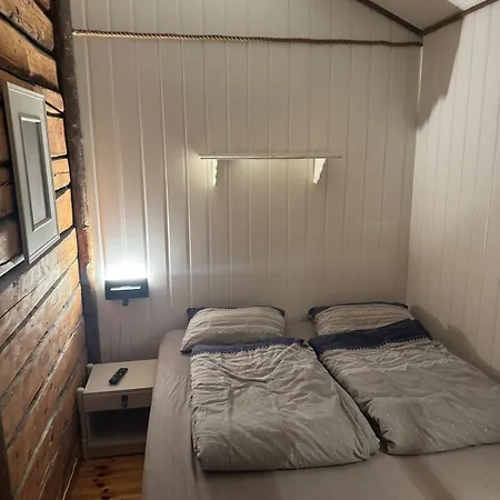 Holiday home With Good Standard Next To River
