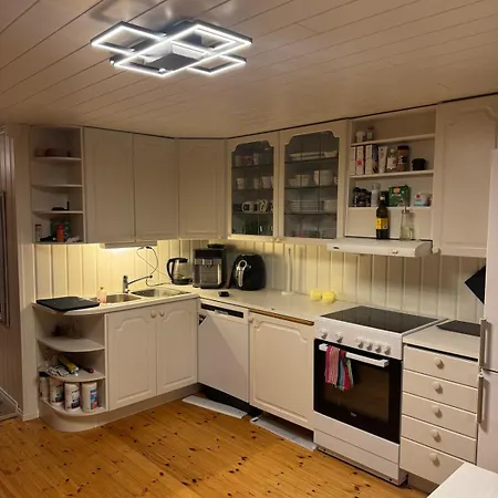 With Good Standard Next To River Feriehus *