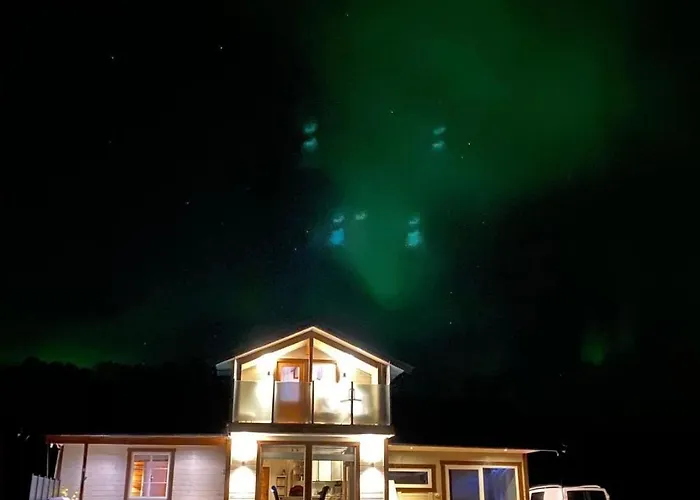 Tatil Evi With Good Standard Next To River Neiden