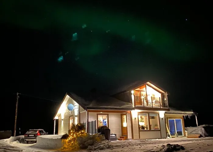 With Good Standard Next To River Tatil Evi